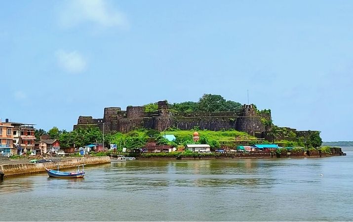 vijaydurg-fort-2022